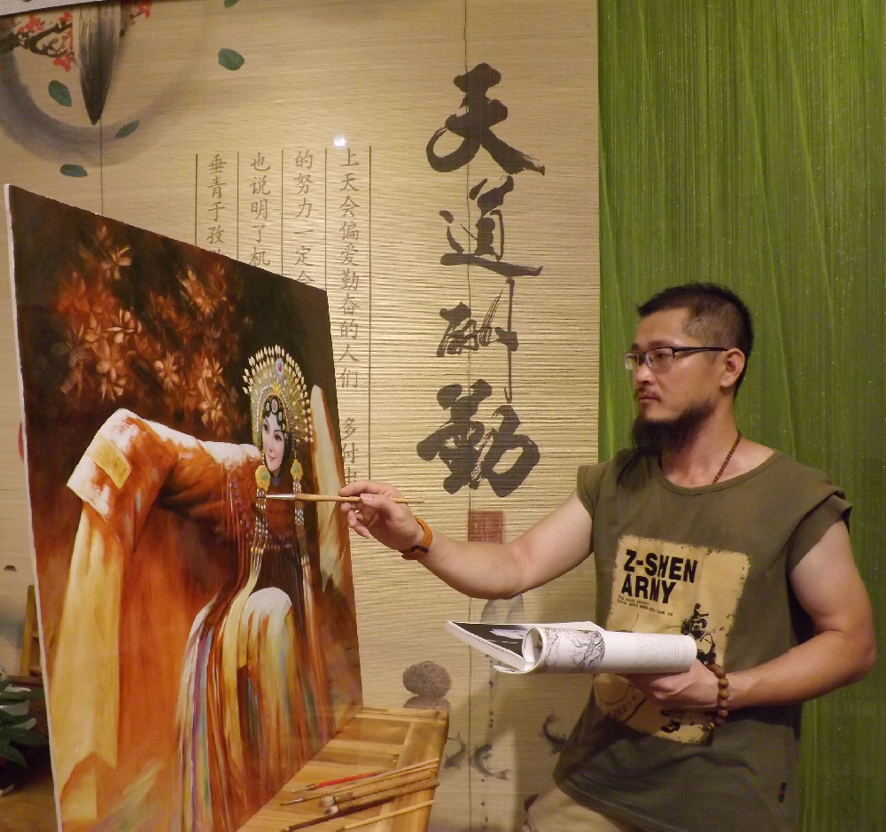 卢海勇（国瓷红叶画院研究员）